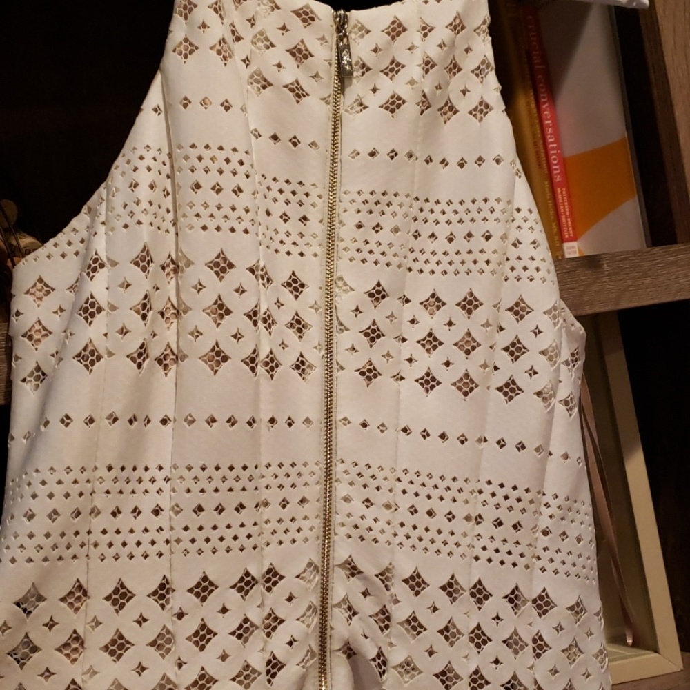 Dress - Picture 3 of 4